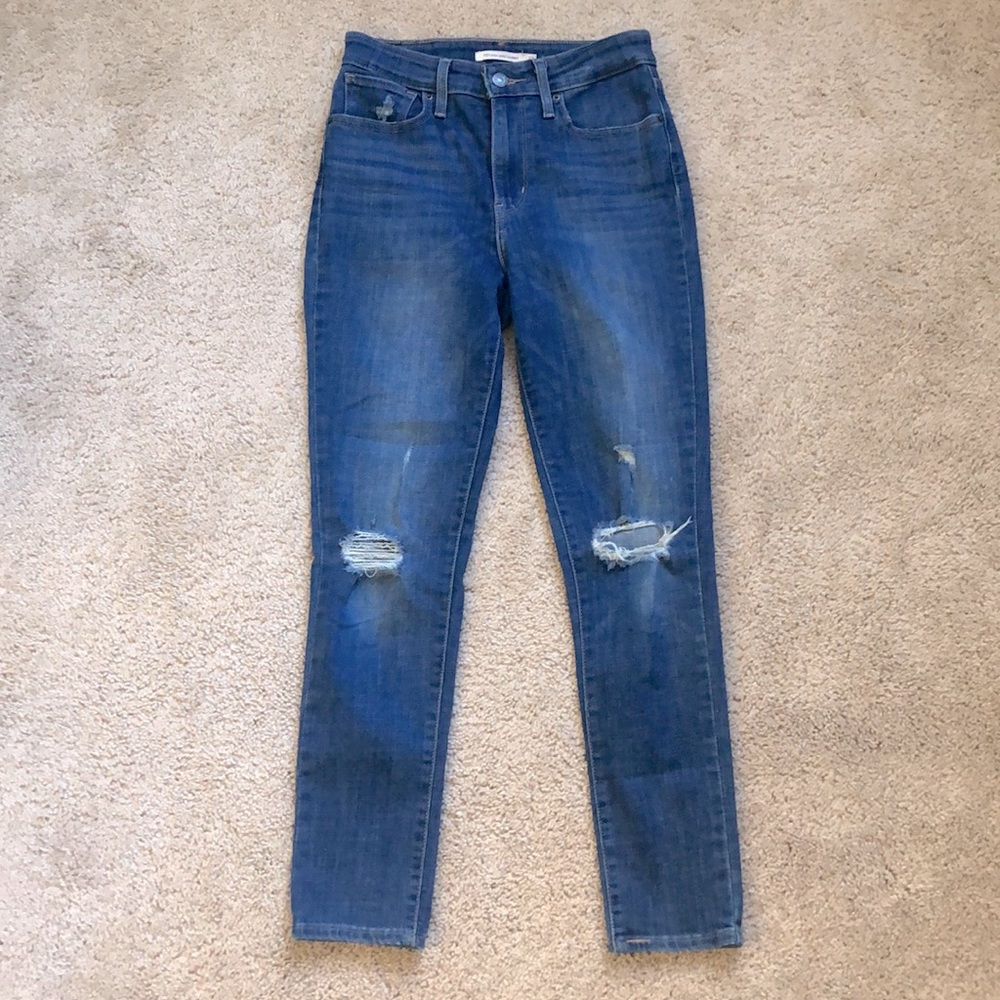 Levi’s 721 High Rise Skinny Size 27